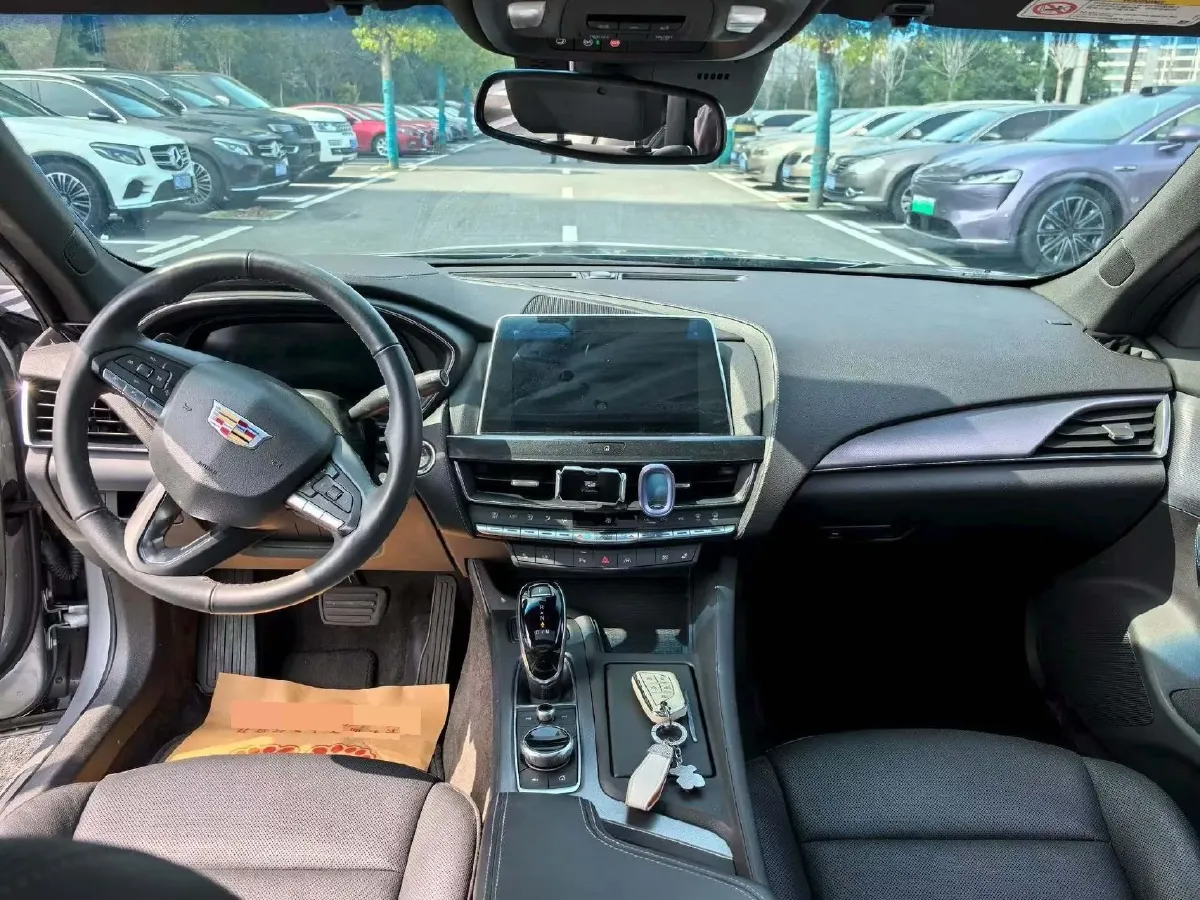 2023 Cadillac CT5 2.0T 237HP L4 10AT,autocango,china used car exporter,china ev exporter,chinese used car exporter,chinese used ev exporter