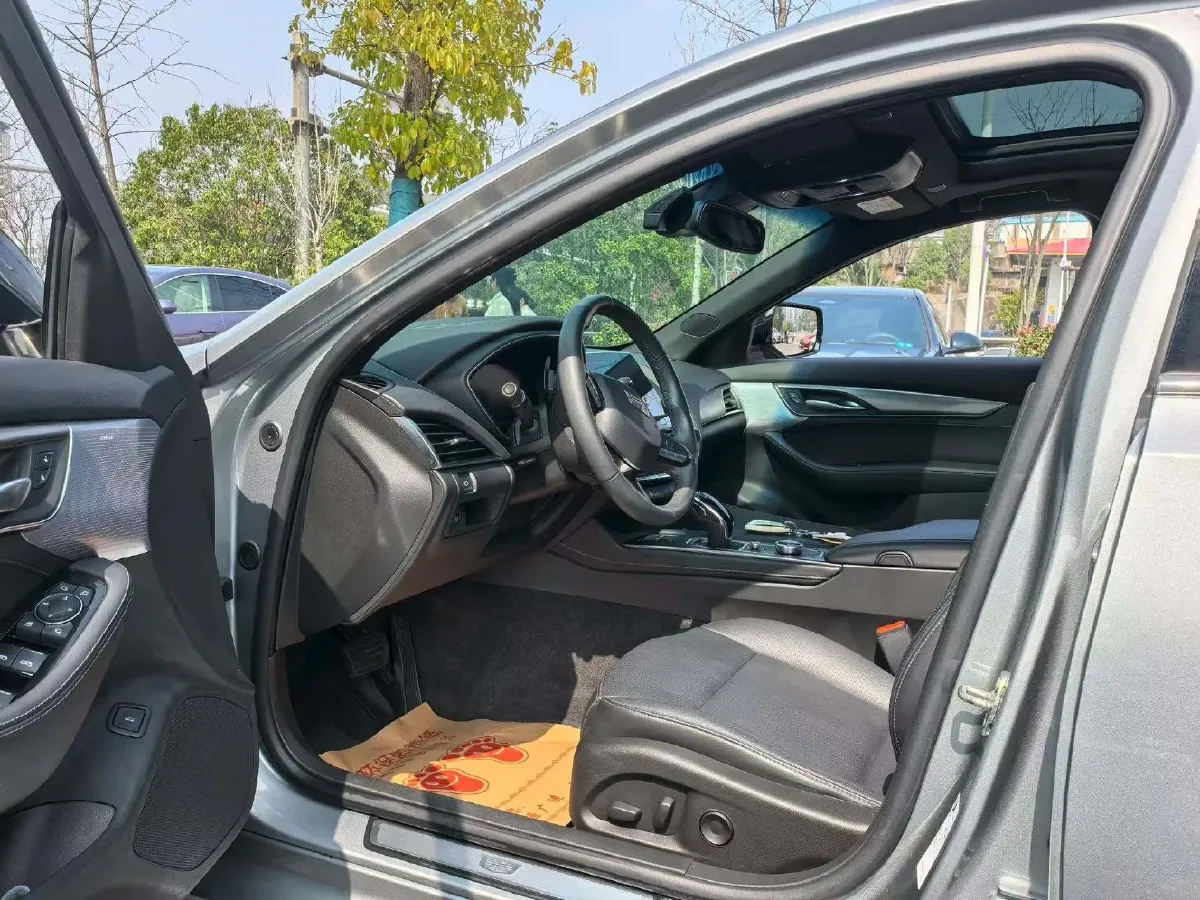 2023 Cadillac CT5 2.0T 237HP L4 10AT,autocango,china used car exporter,china ev exporter,chinese used car exporter,chinese used ev exporter