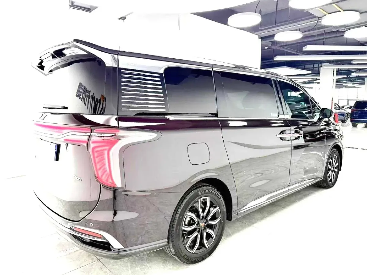 2023 HongQi HQ9 2.0T 252HP L4 8AT,autocango,china used car exporter,china ev exporter,chinese used car exporter,chinese used ev exporter