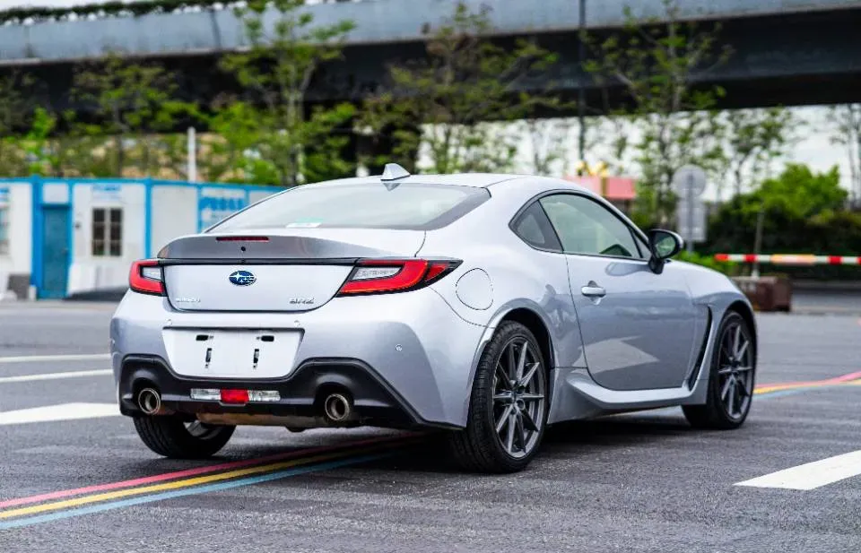 2022 Subaru BRZ 2.4L 234HP H4 6MT,autocango,china used car exporter,china ev exporter,chinese used car exporter,chinese used ev exporter