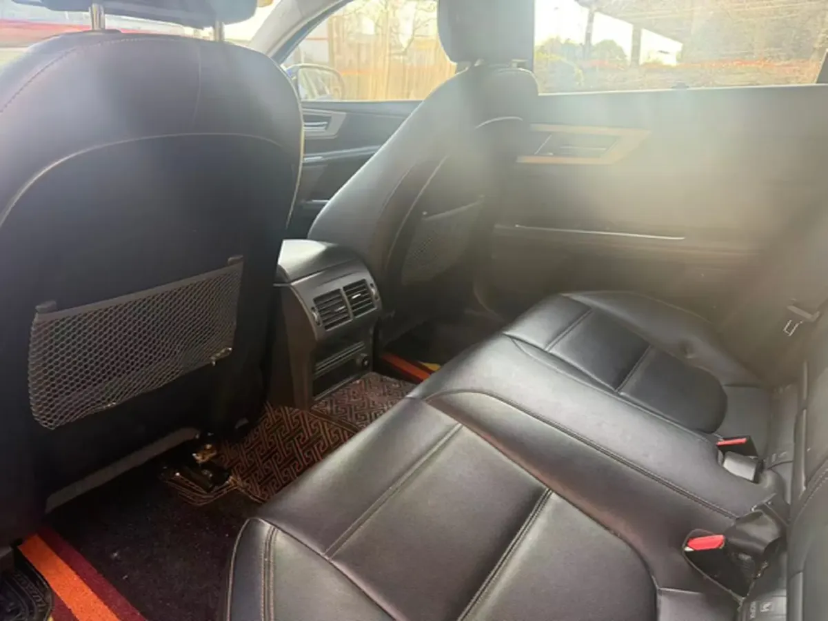 2018 Jaguar XEL 2.0T 200HP L4 8AT,autocango,china used car exporter,china ev exporter,chinese used car exporter,chinese used ev exporter