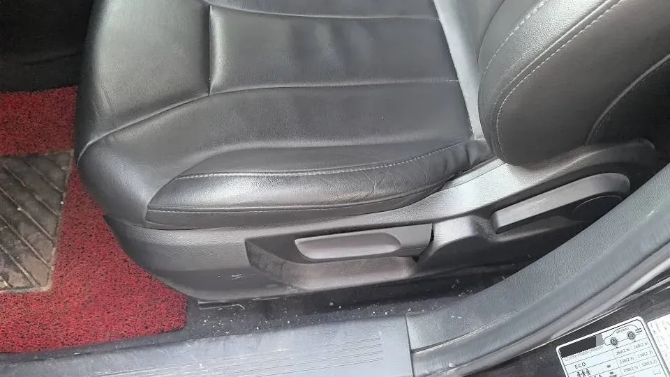 2022 HongQi H5 1.5T 169HP L4 7DCT,autocango,china used car exporter,china ev exporter,chinese used car exporter,chinese used ev exporter