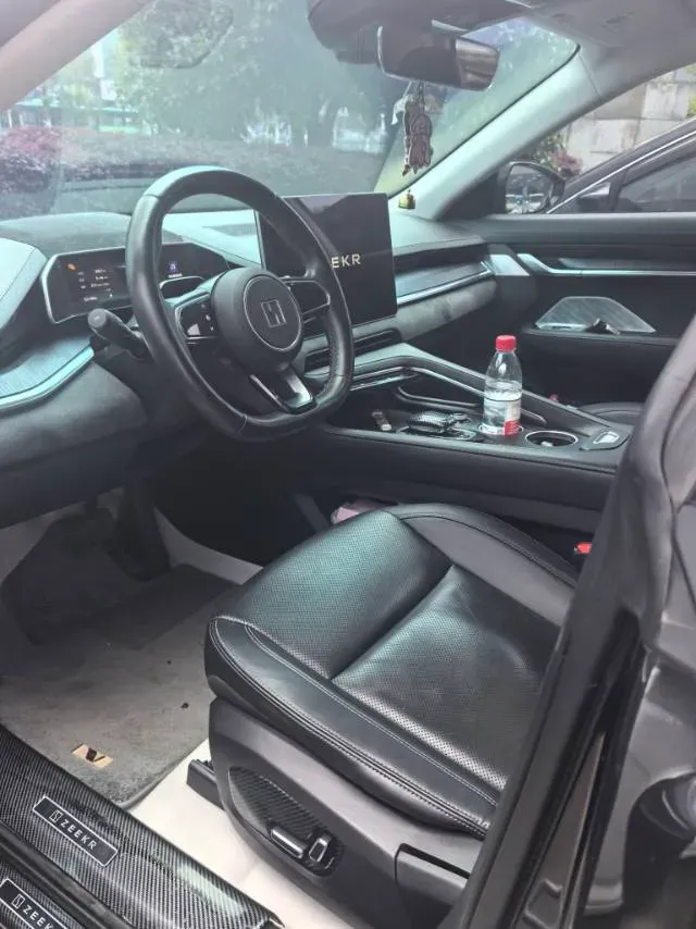 2022 Zeekr 001 BEV 86KWH,autocango,china used car exporter,china ev exporter,chinese used car exporter,chinese used ev exporter