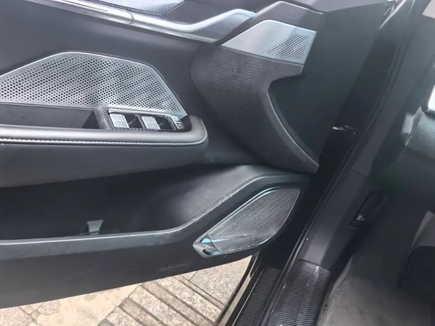 2022 Zeekr 001 BEV 86KWH,autocango,china used car exporter,china ev exporter,chinese used car exporter,chinese used ev exporter