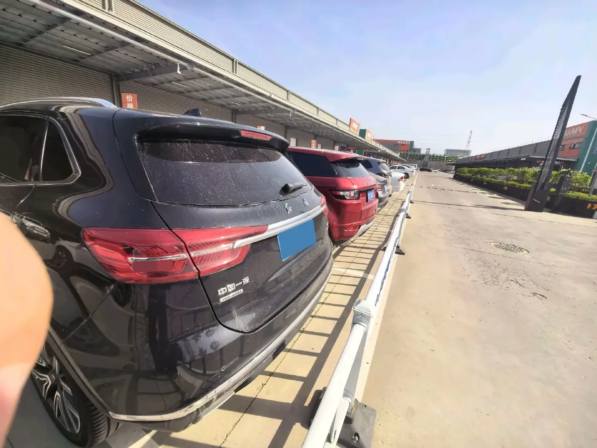 2022 HongQi HS5 2.0T 224HP L4 6AT,autocango,china used car exporter,china ev exporter,chinese used car exporter,chinese used ev exporter