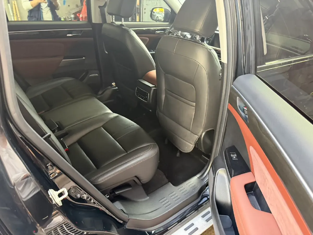 2017 GAC Trumpchi GS8 2.0T 201HP L4 6AT,autocango,china used car exporter,china ev exporter,chinese used car exporter,chinese used ev exporter