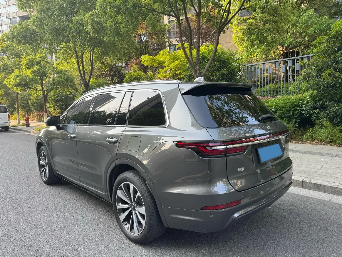 2020 Li ONE Range Extended 131HP REEV 40.5KWH,autocango,china used car exporter,china ev exporter,chinese used car exporter,chinese used ev exporter