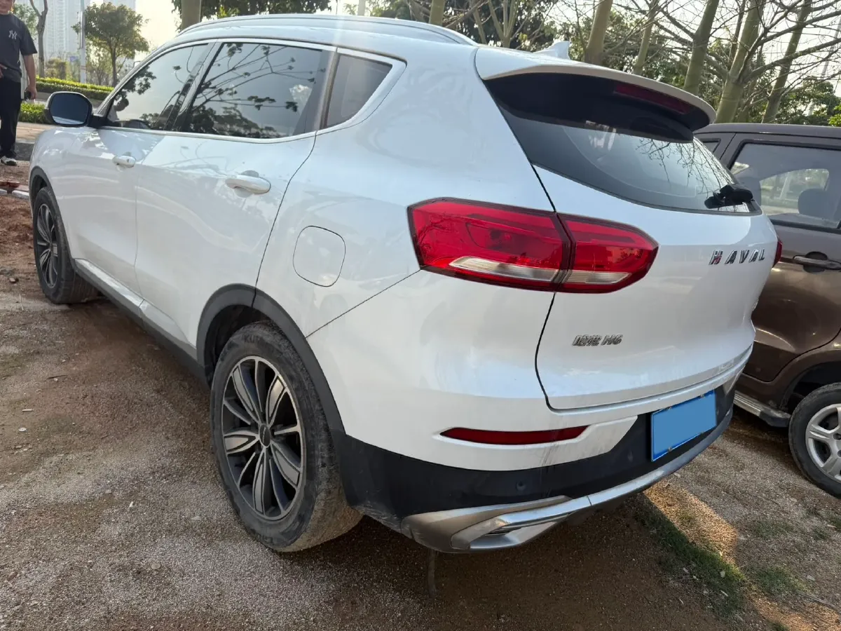 2021 Haval H6 1.5T 150HP L4 7DCT,autocango,china used car exporter,china ev exporter,chinese used car exporter,chinese used ev exporter