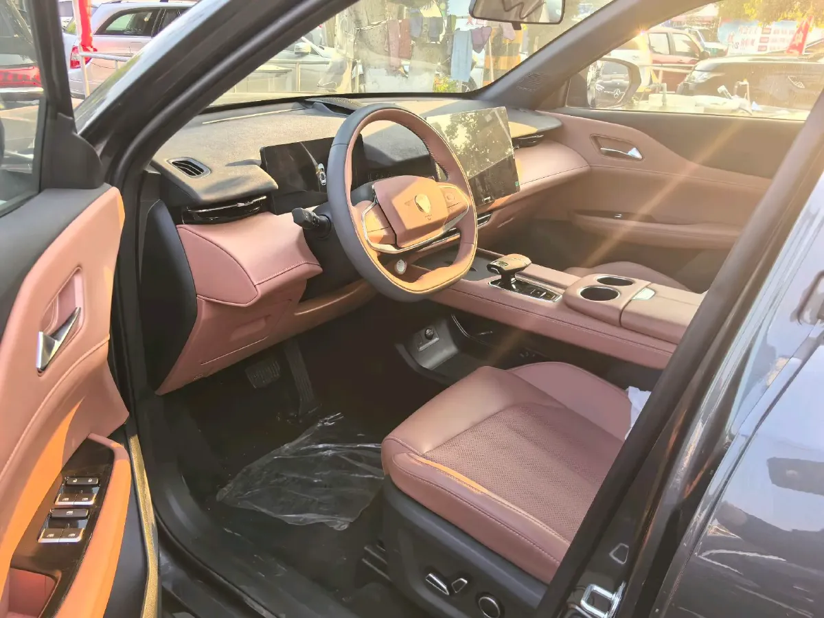 2025 ChangAn UNI-Z 1.5T 188HP L4 7DCT,autocango,china used car exporter,china ev exporter,chinese used car exporter,chinese used ev exporter