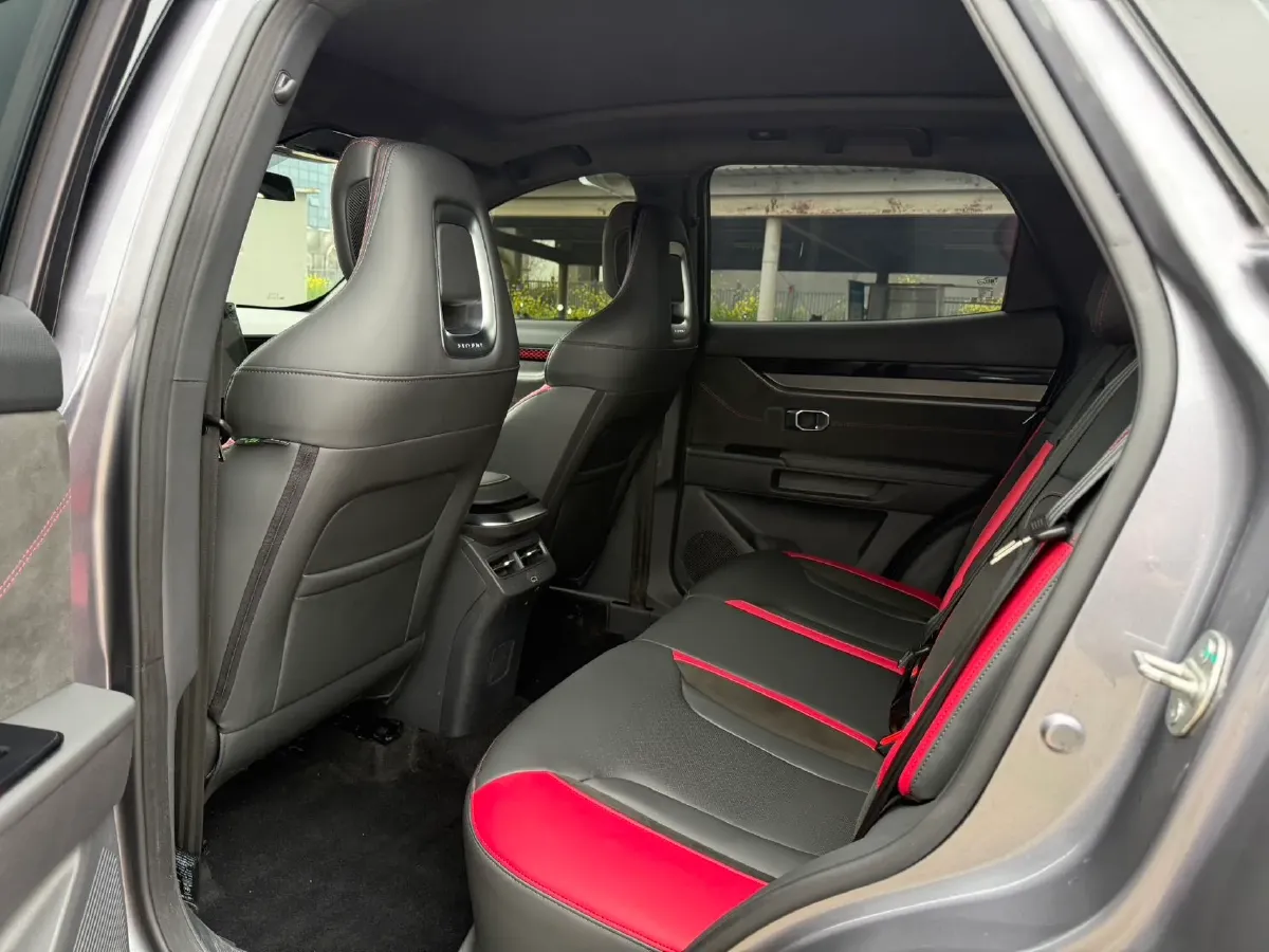 2022 Jetour DASHING 1.6T 197HP L4 7DCT,autocango,china used car exporter,china ev exporter,chinese used car exporter,chinese used ev exporter