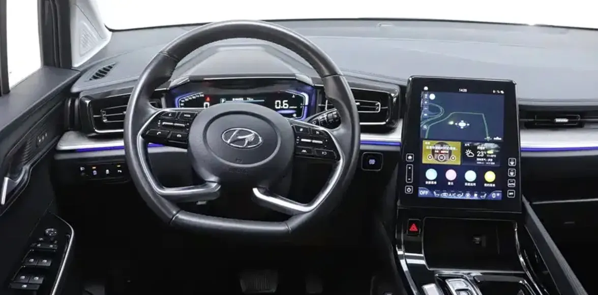 2022 Hyundai Custo 1.5T 170HP L4 8AT,autocango,china used car exporter,china ev exporter,chinese used car exporter,chinese used ev exporter