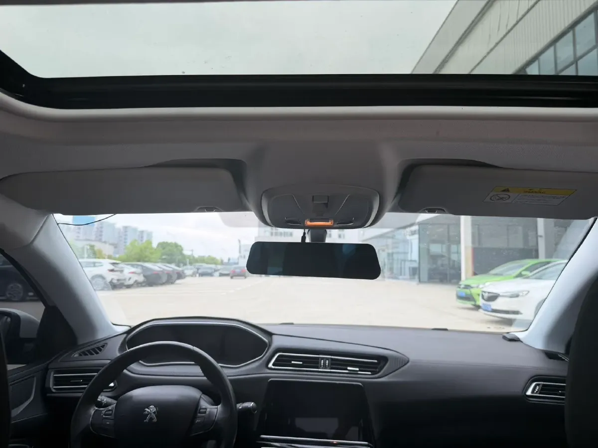 2018 Peugeot 308 1.6L 117HP L4 6AT,autocango,china used car exporter,china ev exporter,chinese used car exporter,chinese used ev exporter