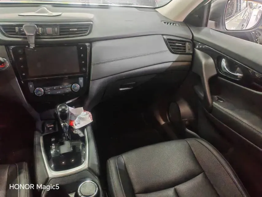 2020 Nissan X-Trail 2.0L 154HP L4 CVT,autocango,china used car exporter,china ev exporter,chinese used car exporter,chinese used ev exporter