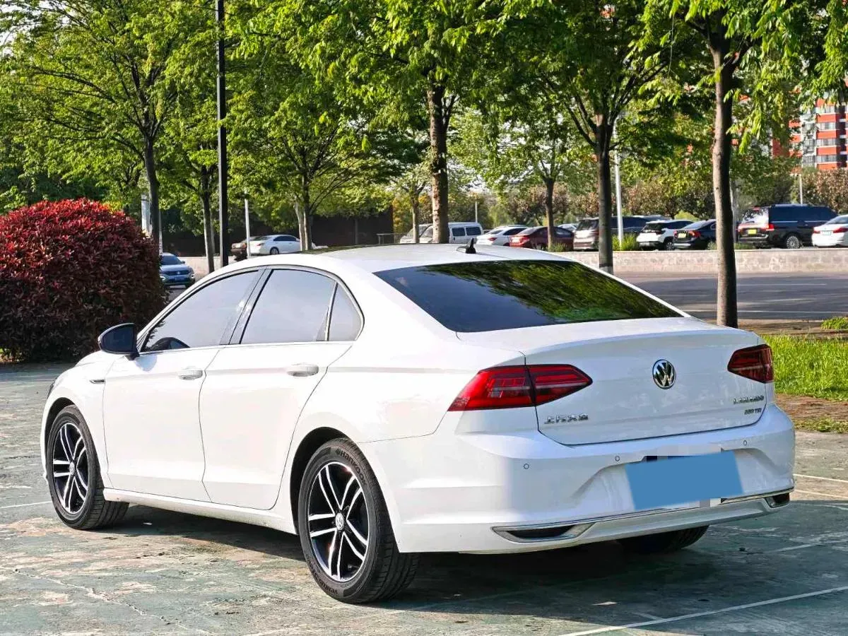 2021 Volkswagen Lamando 1.4T 150HP L4 7DCT,autocango,china used car exporter,china ev exporter,chinese used car exporter,chinese used ev exporter