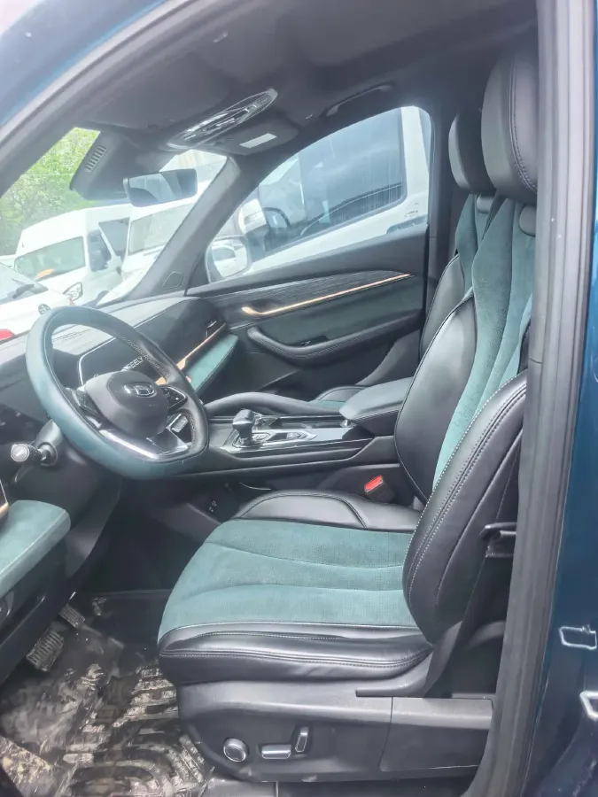 2021 Geely Monjaro 2.0T 218HP L4 7DCT,autocango,china used car exporter,china ev exporter,chinese used car exporter,chinese used ev exporter