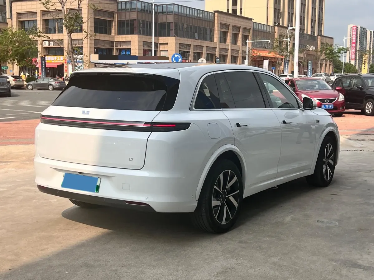 2023 Li L7 Range Extended 154HP REEV 40.9KWH,autocango,china used car exporter,china ev exporter,chinese used car exporter,chinese used ev exporter