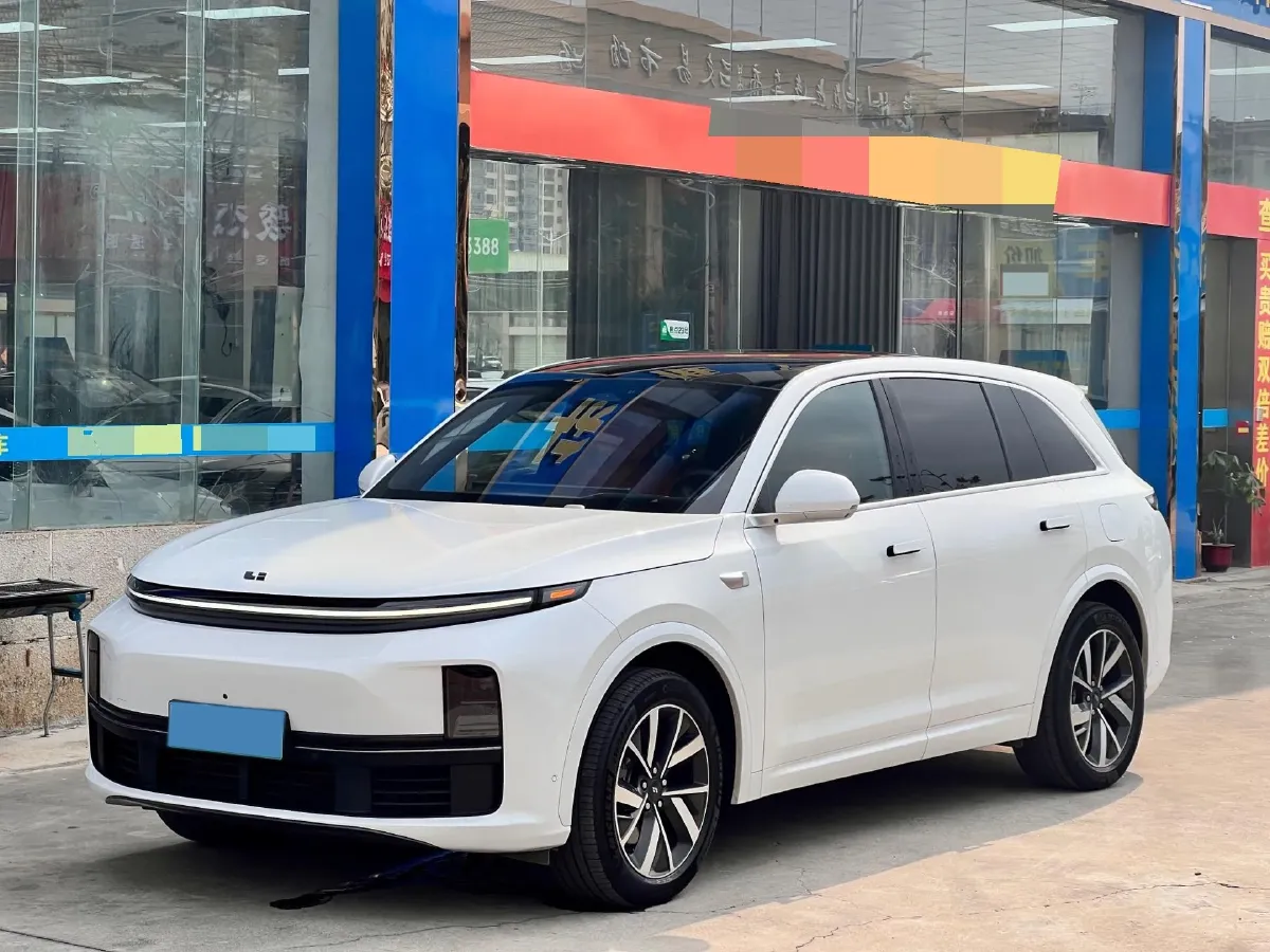 2023 Li L7 Range Extended 154HP REEV 40.9KWH,autocango,china used car exporter,china ev exporter,chinese used car exporter,chinese used ev exporter