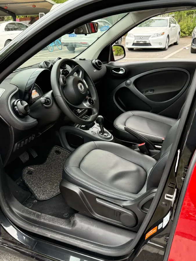 2018 HuangHai JiaoLong 2.4L 143HP L4 5AT,autocango,china used car exporter,china ev exporter,chinese used car exporter,chinese used ev exporter