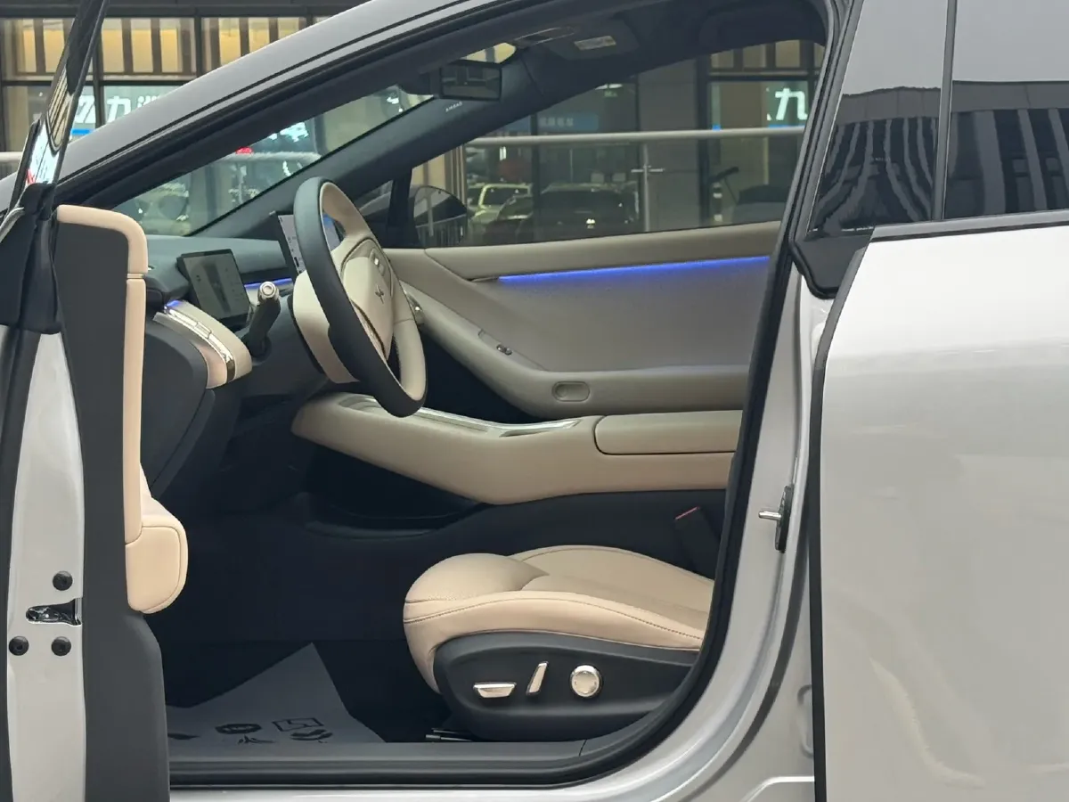 2024 Xpeng P7+ BEV 60.7KWH,autocango,china used car exporter,china ev exporter,chinese used car exporter,chinese used ev exporter