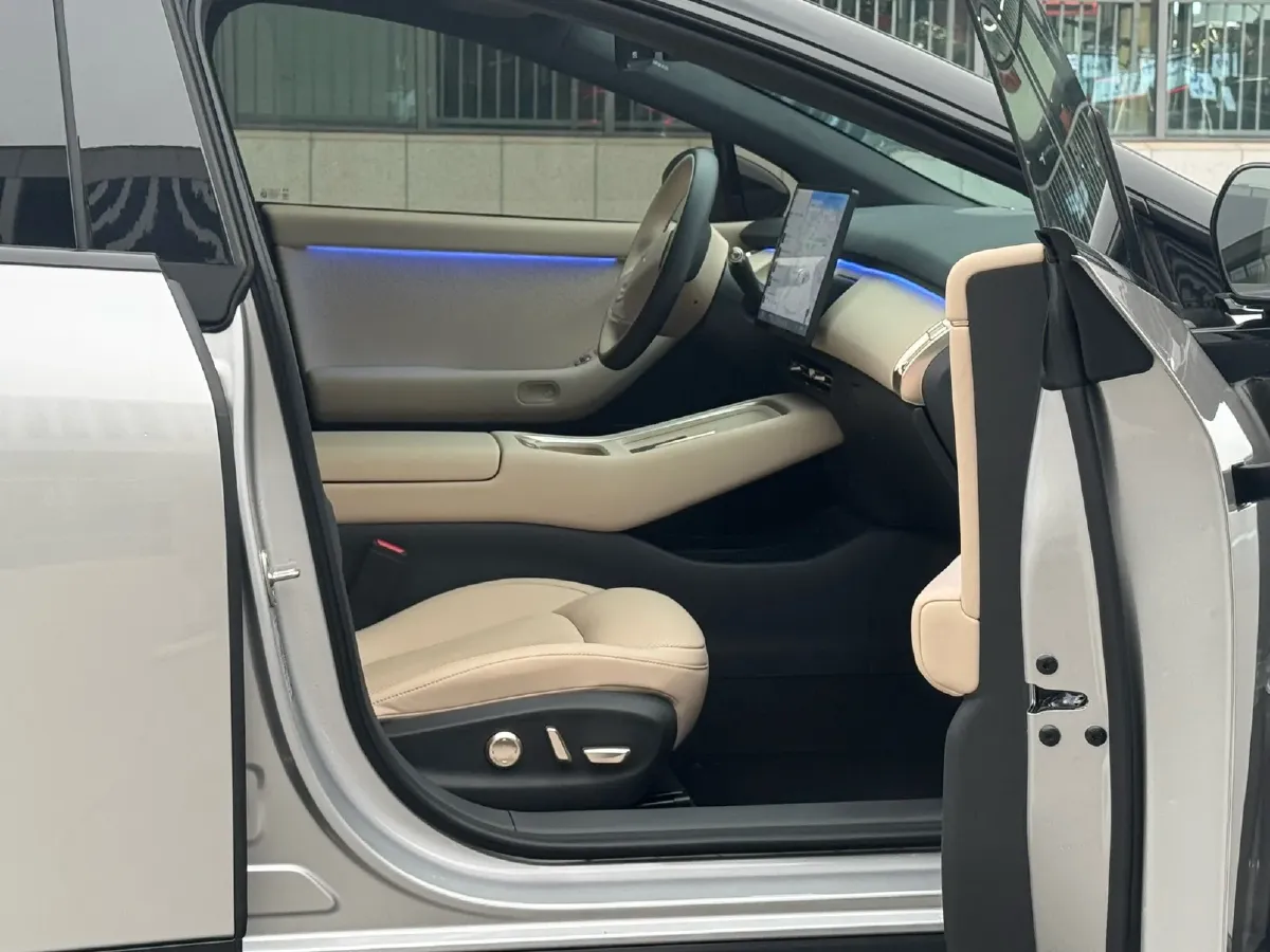 2024 Xpeng P7+ BEV 60.7KWH,autocango,china used car exporter,china ev exporter,chinese used car exporter,chinese used ev exporter