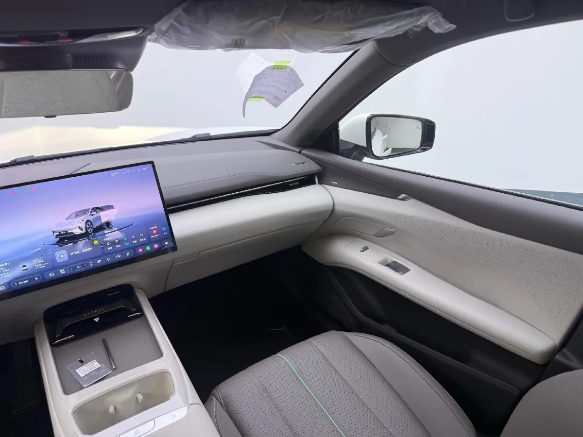 2026 Deepal L07 BEV,autocango,china used car exporter,china ev exporter,chinese used car exporter,chinese used ev exporter