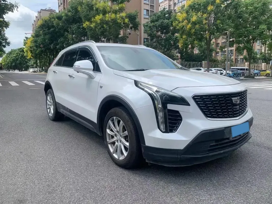2021 Cadillac XT4 2.0T 237HP L4 9AT,autocango,china used car exporter,china ev exporter,chinese used car exporter,chinese used ev exporter