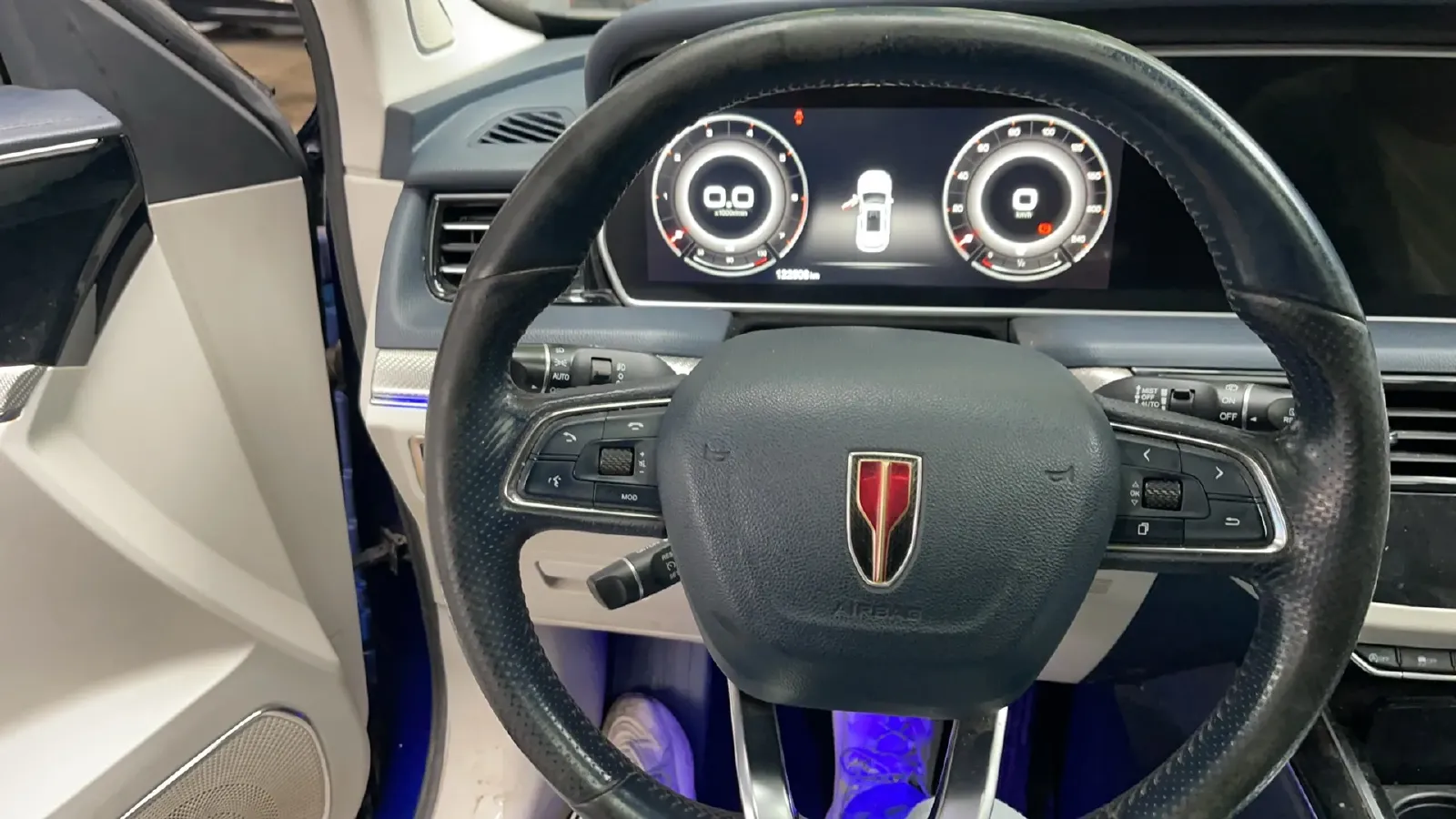 2019 HongQi HS5 2.0T 224HP L4 6AT,autocango,china used car exporter,china ev exporter,chinese used car exporter,chinese used ev exporter