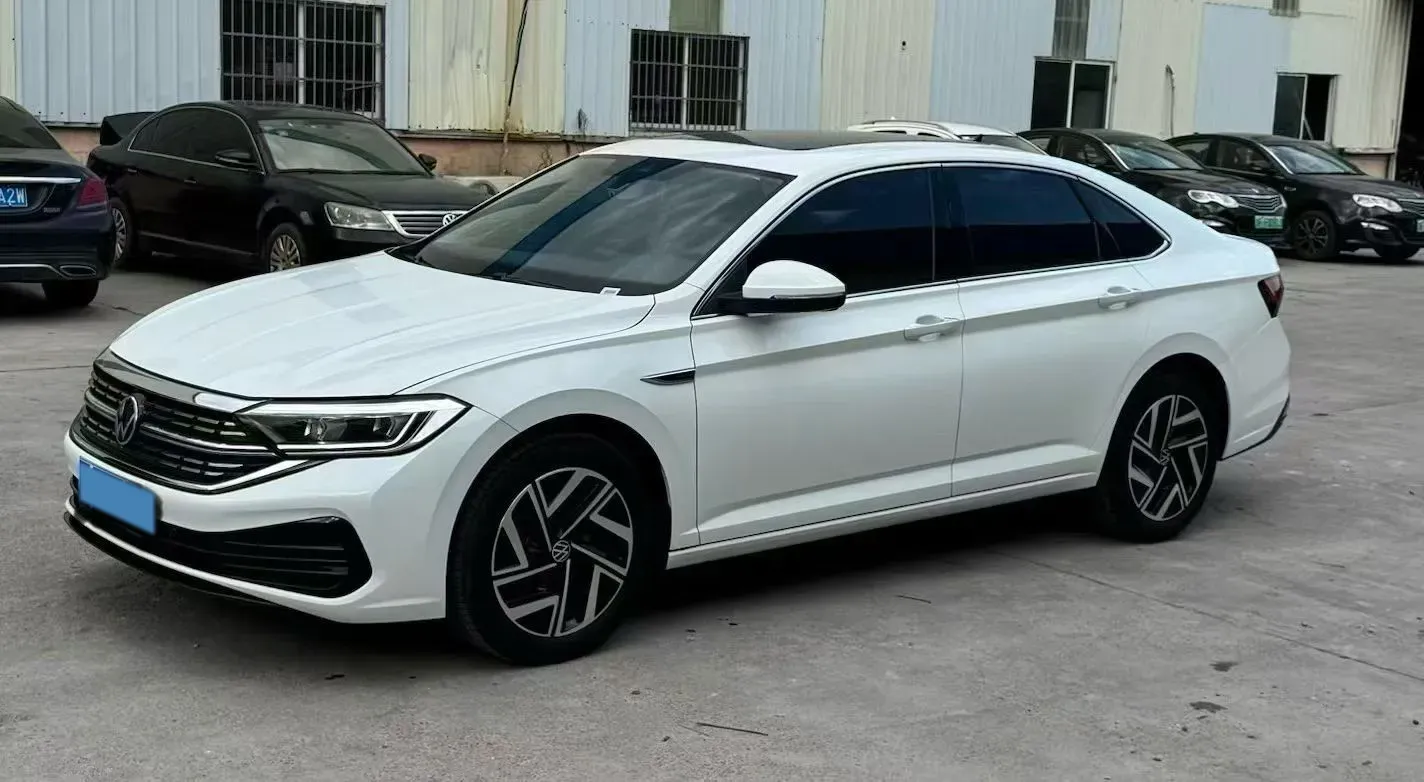 2025 Volkswagen Sagitar 1.5T 160HP L4 7DCT,autocango,china used car exporter,china ev exporter,chinese used car exporter,chinese used ev exporter