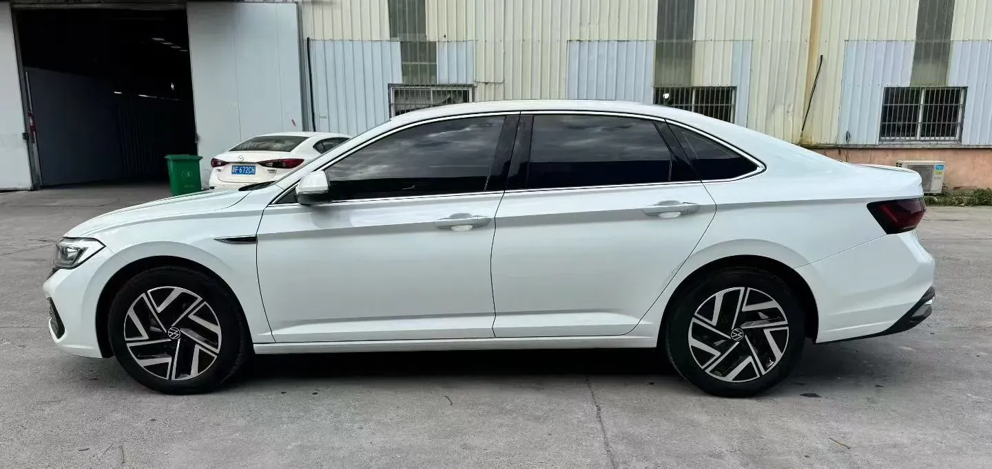 2025 Volkswagen Sagitar 1.5T 160HP L4 7DCT,autocango,china used car exporter,china ev exporter,chinese used car exporter,chinese used ev exporter