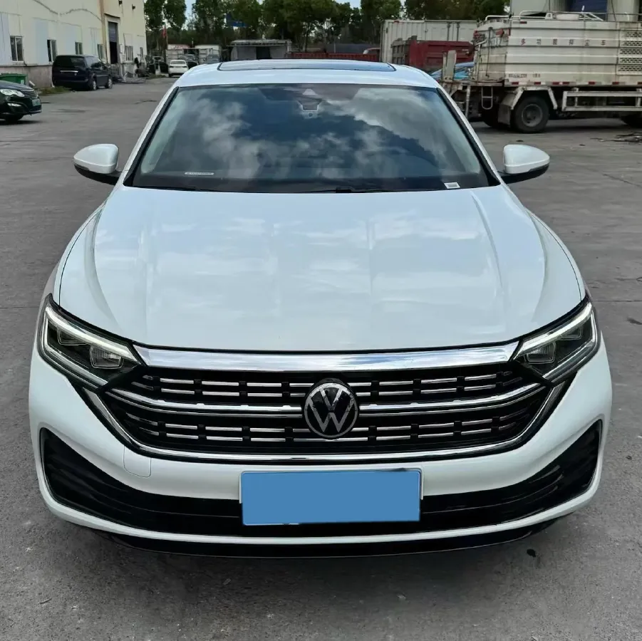 2025 Volkswagen Sagitar 1.5T 160HP L4 7DCT,autocango,china used car exporter,china ev exporter,chinese used car exporter,chinese used ev exporter