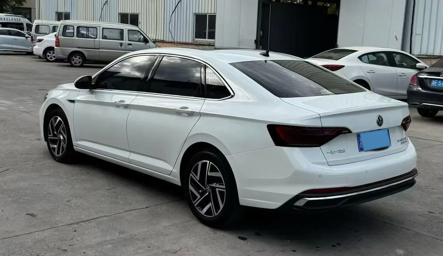 2025 Volkswagen Sagitar 1.5T 160HP L4 7DCT,autocango,china used car exporter,china ev exporter,chinese used car exporter,chinese used ev exporter