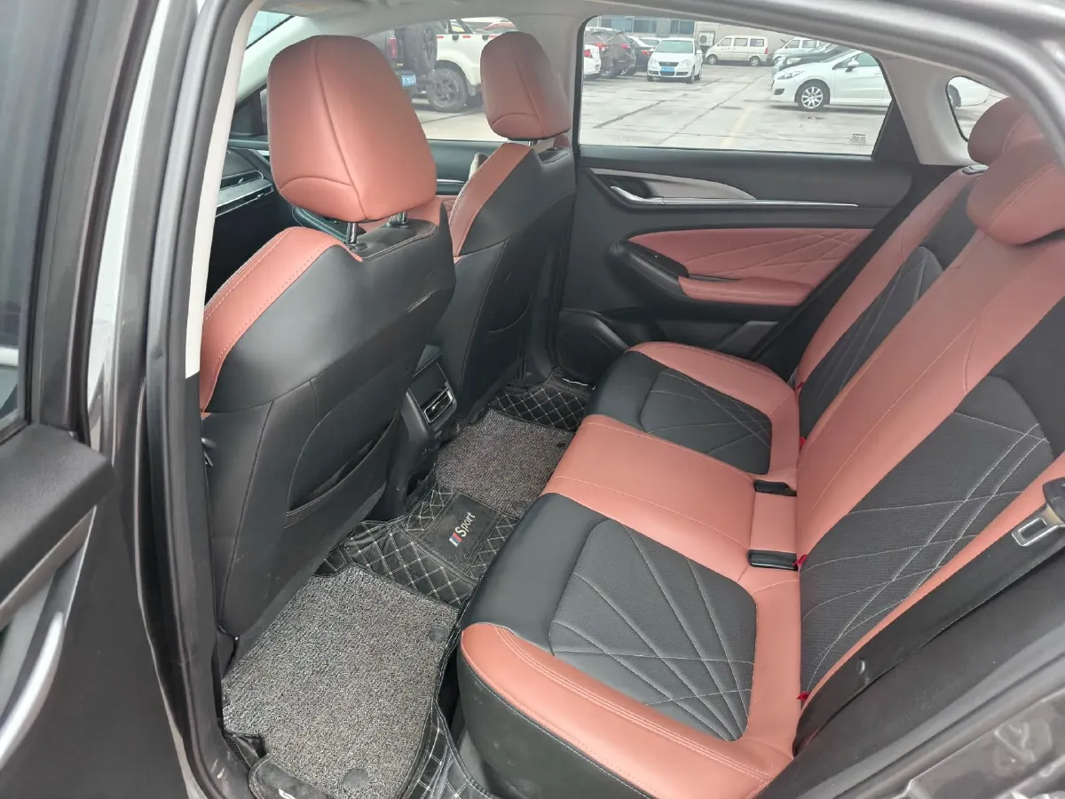 2022 ChangAn Eado 1.4T 160HP L4 7DCT,autocango,china used car exporter,china ev exporter,chinese used car exporter,chinese used ev exporter