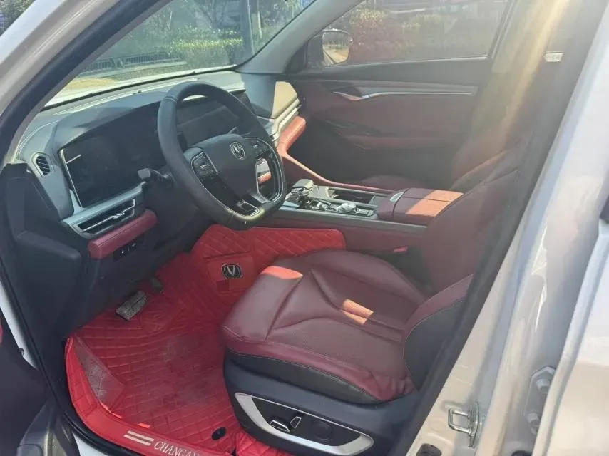 2022 ChangAn CS75 Plus 2.0T 233HP L4 8AT,autocango,china used car exporter,china ev exporter,chinese used car exporter,chinese used ev exporter