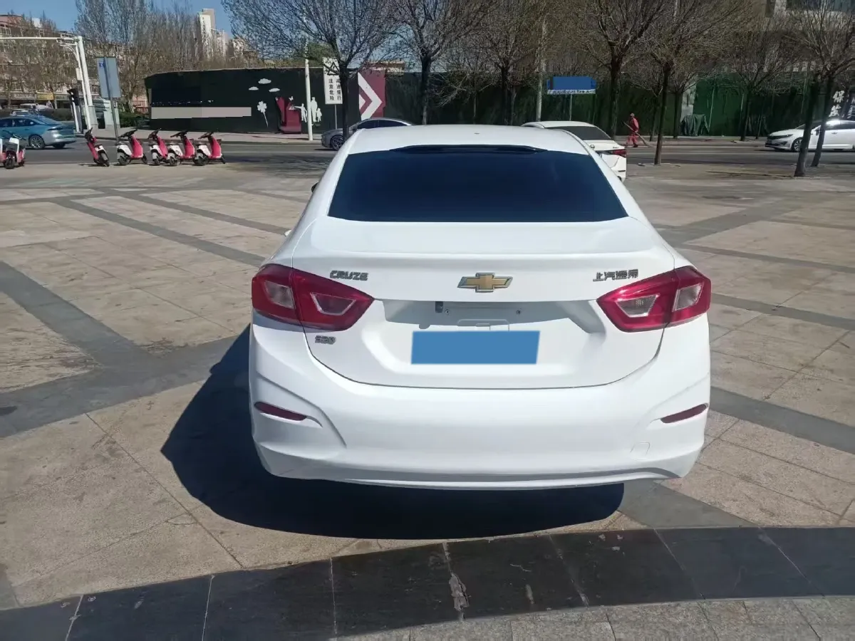 2018 Chevrolet Cruze 1.5L 114HP L4 6AT,autocango,china used car exporter,china ev exporter,chinese used car exporter,chinese used ev exporter