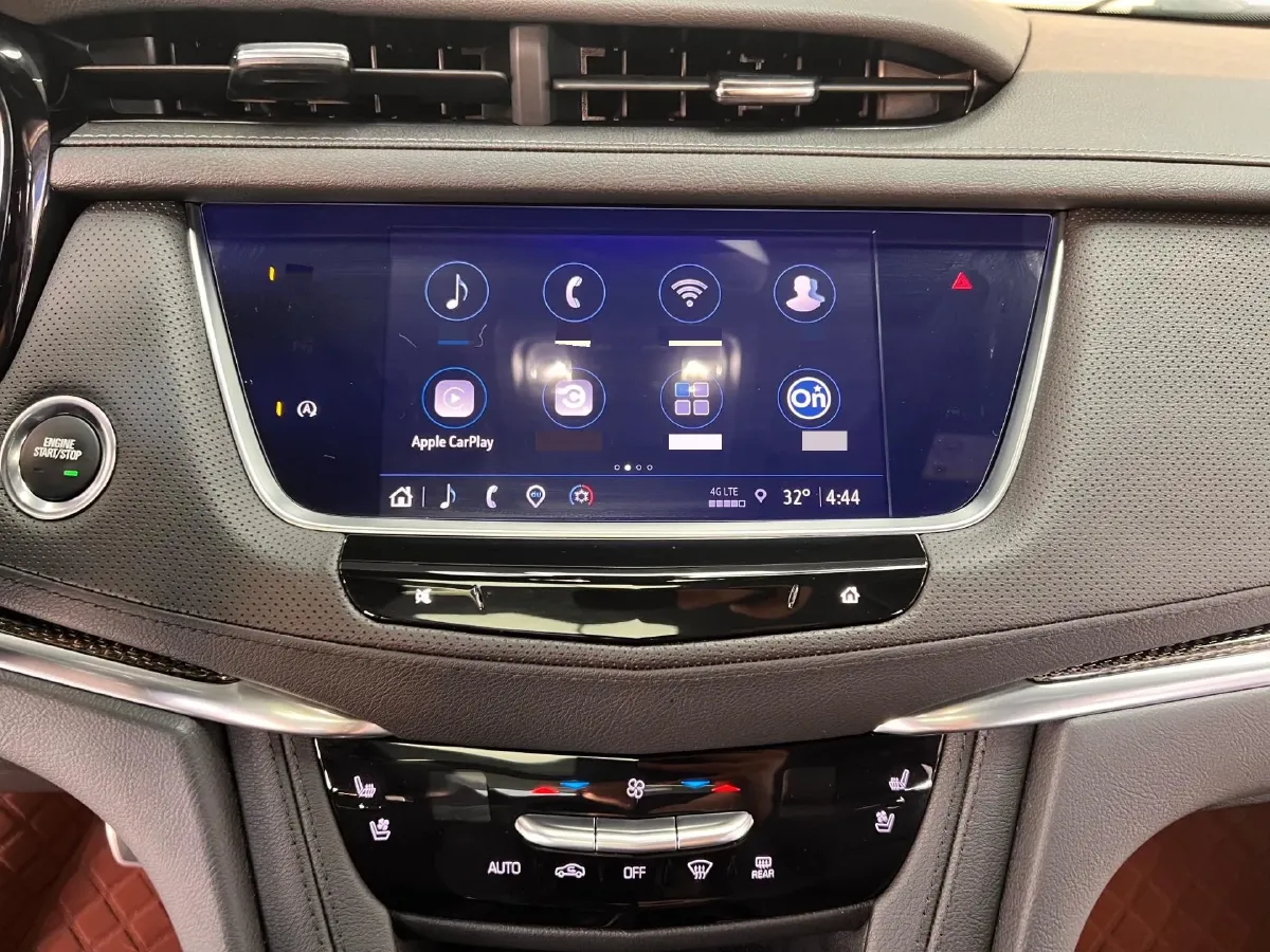 2022 Cadillac XT5 2.0T 237HP L4 9AT,autocango,china used car exporter,china ev exporter,chinese used car exporter,chinese used ev exporter