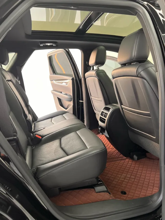 2022 Cadillac XT5 2.0T 237HP L4 9AT,autocango,china used car exporter,china ev exporter,chinese used car exporter,chinese used ev exporter