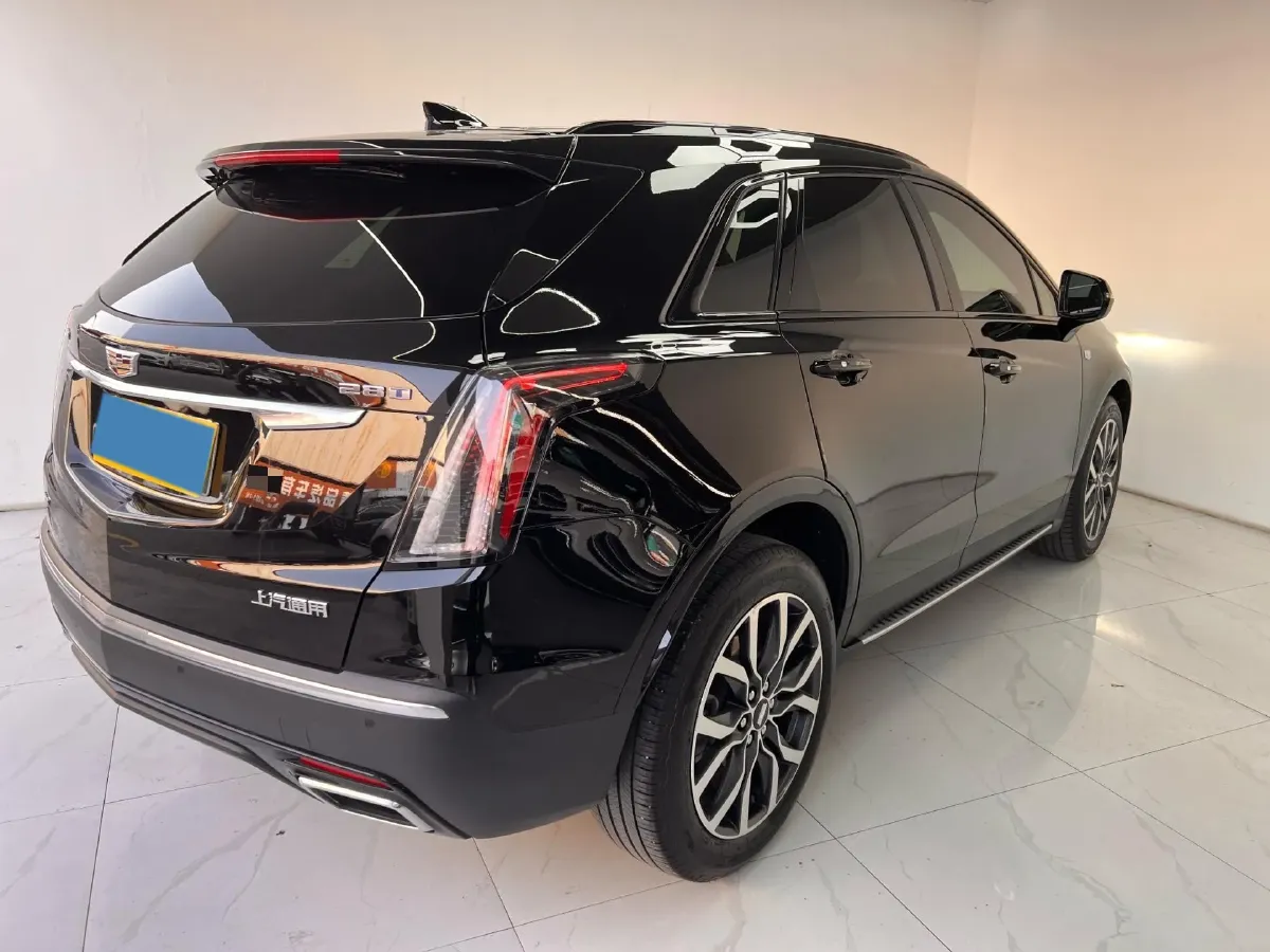 2022 Cadillac XT5 2.0T 237HP L4 9AT,autocango,china used car exporter,china ev exporter,chinese used car exporter,chinese used ev exporter