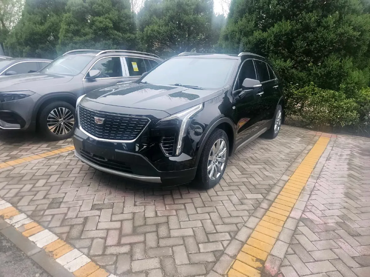 2021 Cadillac XT4 2.0T 237HP L4 9AT,autocango,china used car exporter,china ev exporter,chinese used car exporter,chinese used ev exporter