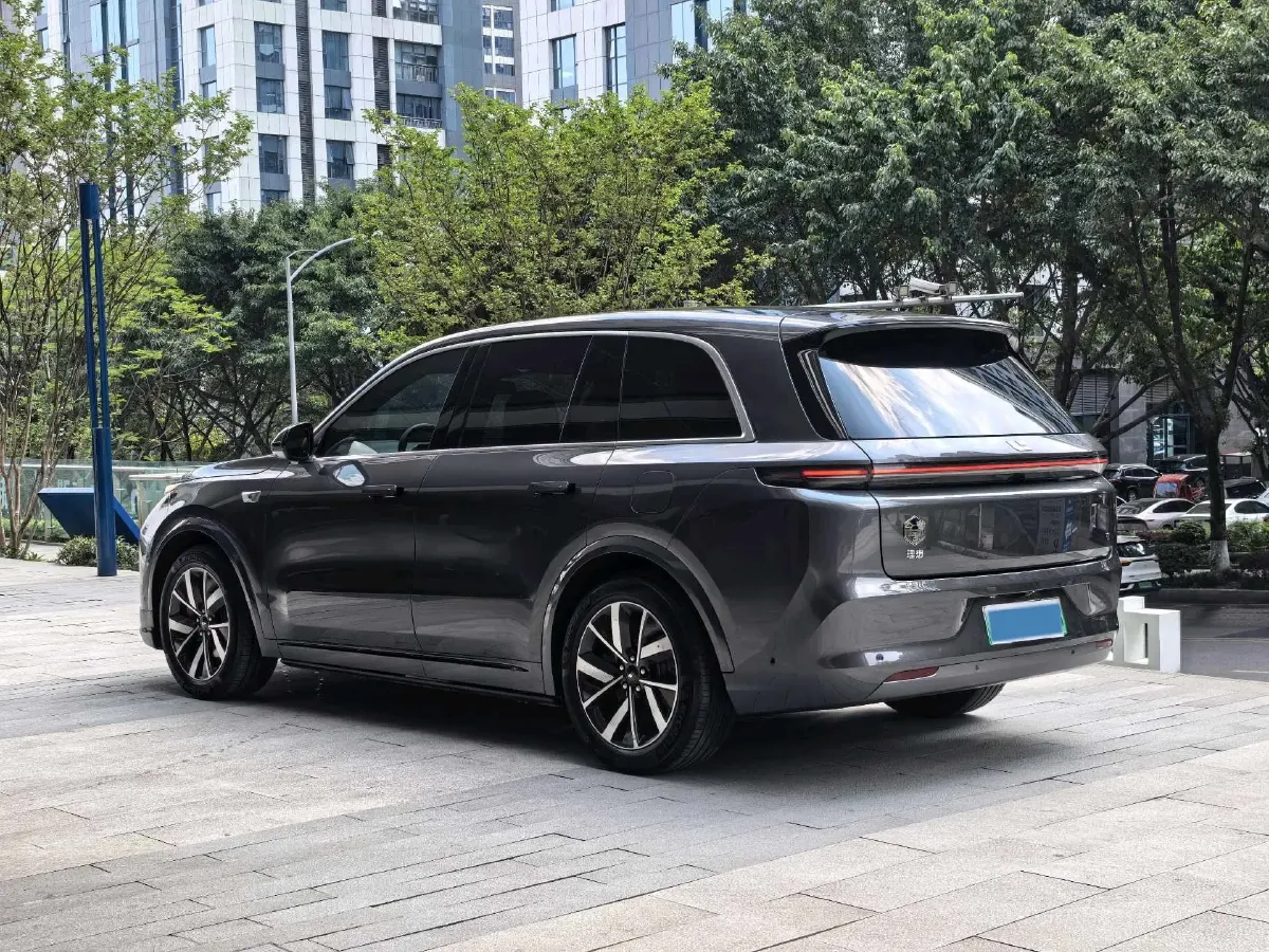 2023 Li L8 Range Extended 154HP REEV 40.9KWH,autocango,china used car exporter,china ev exporter,chinese used car exporter,chinese used ev exporter