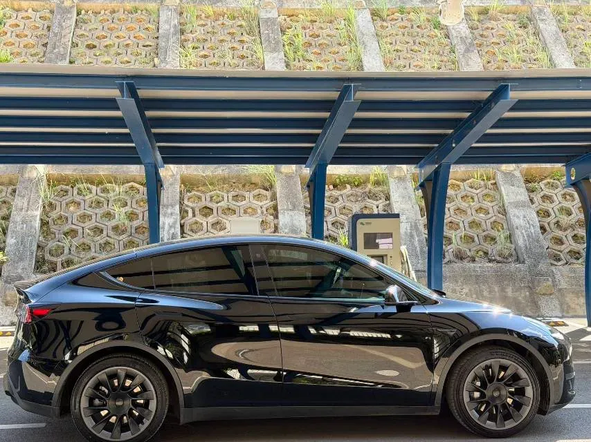 2021 Tesla Model Y BEV 60KWH,autocango,china used car exporter,china ev exporter,chinese used car exporter,chinese used ev exporter