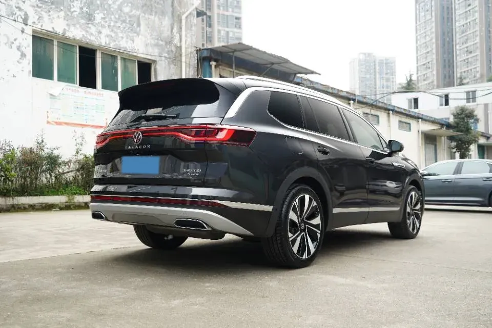 2025 Volkswagen Talagon 2.0T 220HP L4 7DCT,autocango,china used car exporter,china ev exporter,chinese used car exporter,chinese used ev exporter