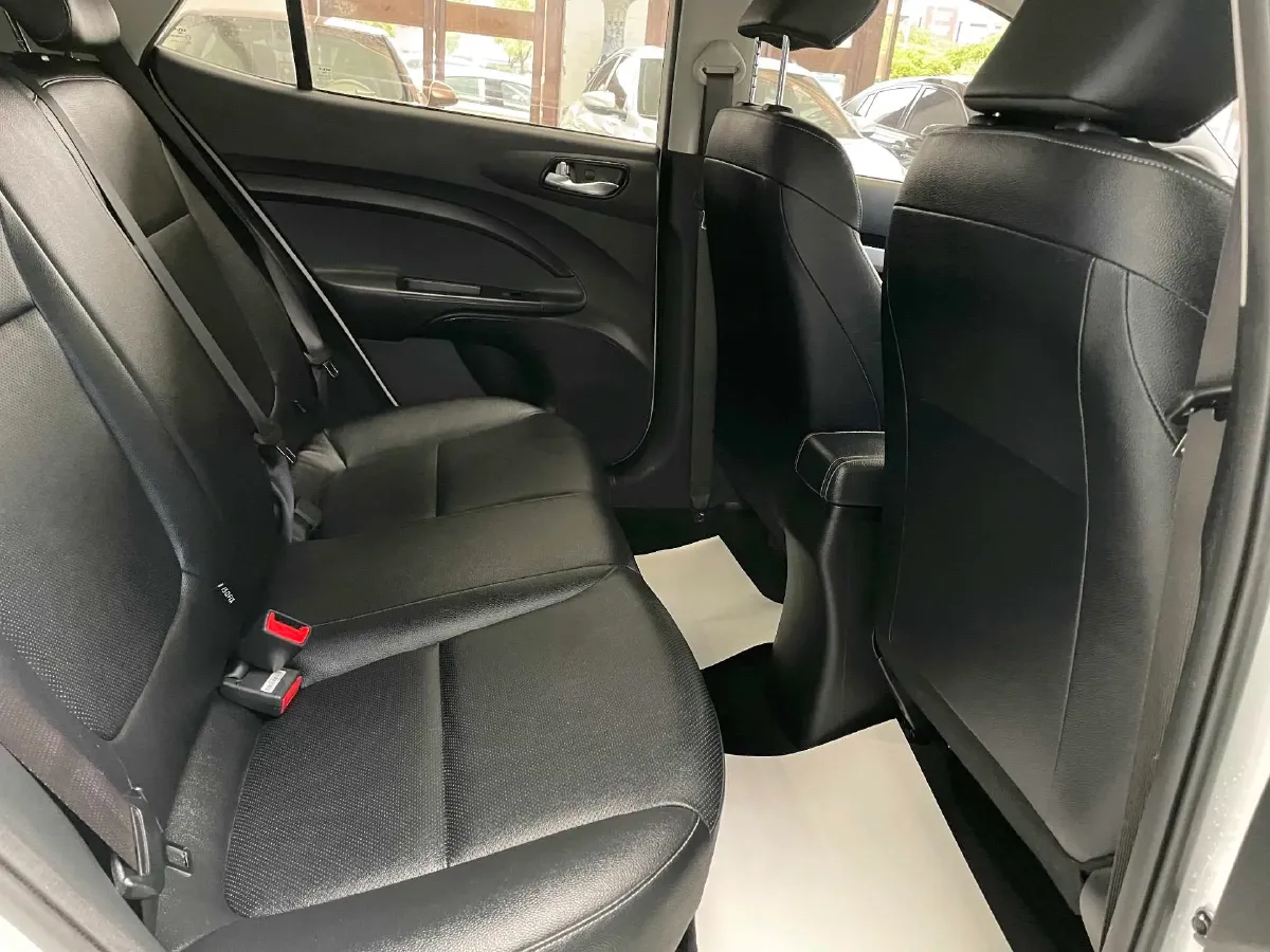 2021 Kia KX1 1.4L 100HP L4 6AT,autocango,china used car exporter,china ev exporter,chinese used car exporter,chinese used ev exporter