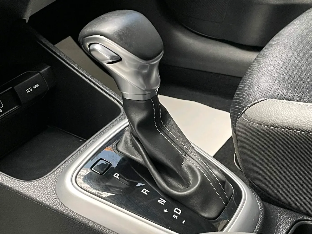 2021 Kia KX1 1.4L 100HP L4 6AT,autocango,china used car exporter,china ev exporter,chinese used car exporter,chinese used ev exporter