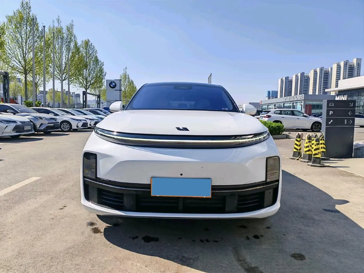 2023 Li L7 Range Extended 154HP REEV 40.9KWH,autocango,china used car exporter,china ev exporter,chinese used car exporter,chinese used ev exporter