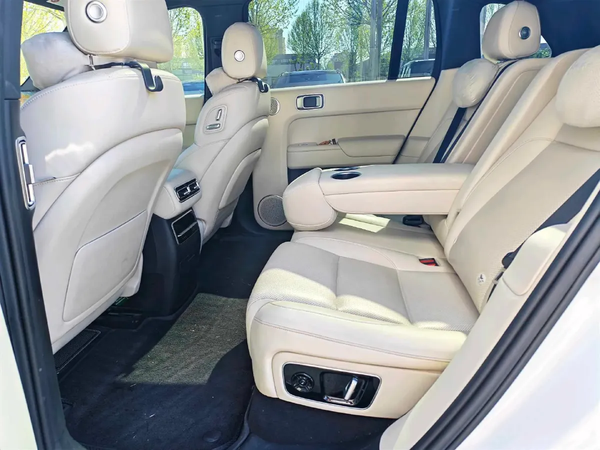 2023 Li L7 Range Extended 154HP REEV 40.9KWH,autocango,china used car exporter,china ev exporter,chinese used car exporter,chinese used ev exporter