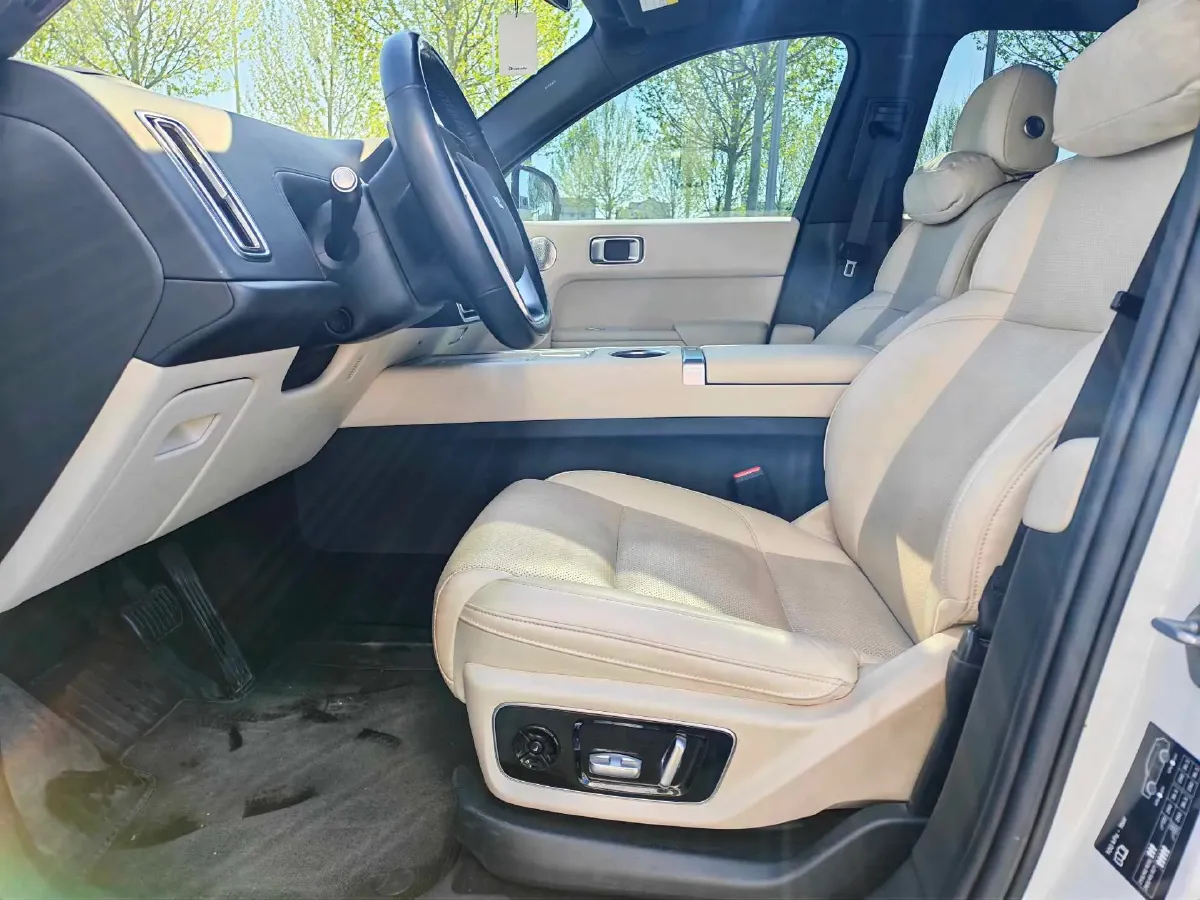 2023 Li L7 Range Extended 154HP REEV 40.9KWH,autocango,china used car exporter,china ev exporter,chinese used car exporter,chinese used ev exporter