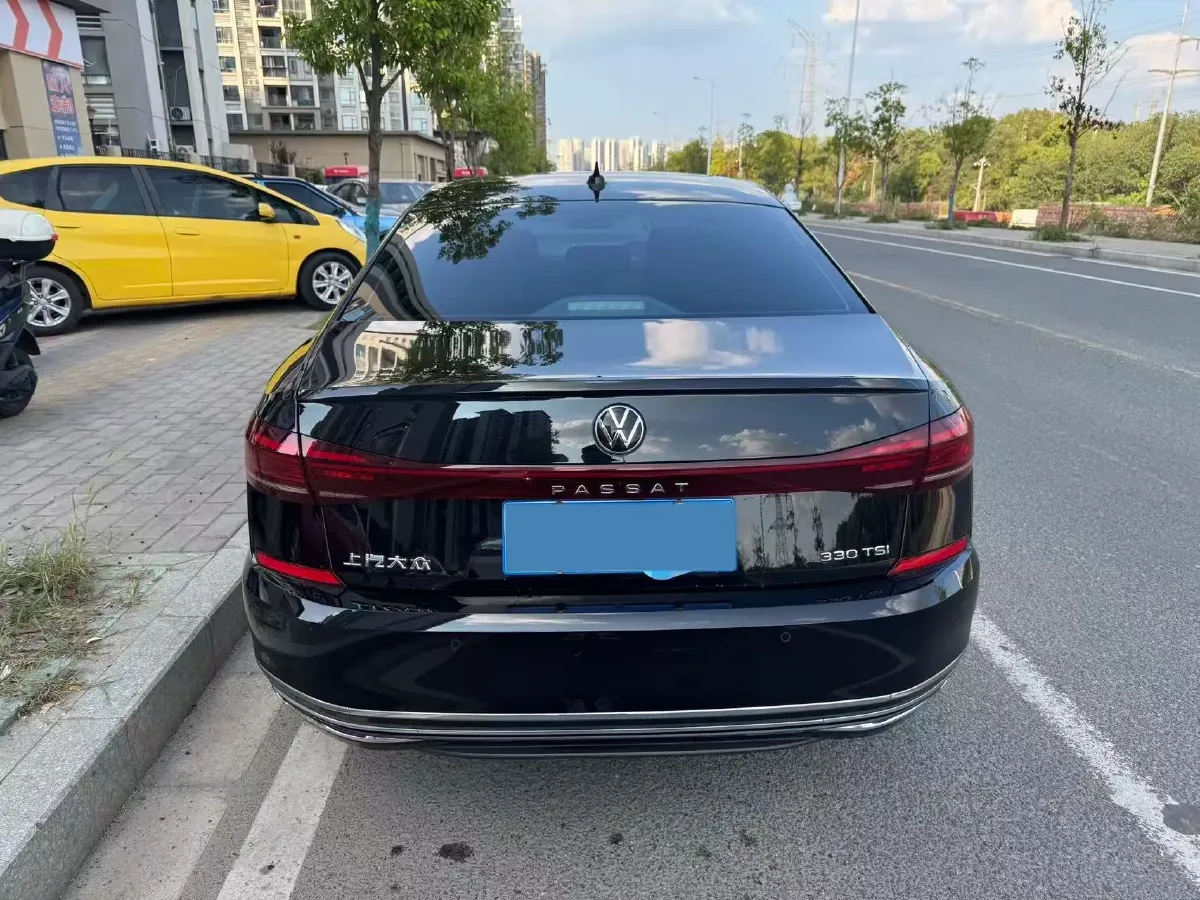 2024 Volkswagen Passat 2.0T 186HP L4 7DCT,autocango,china used car exporter,china ev exporter,chinese used car exporter,chinese used ev exporter