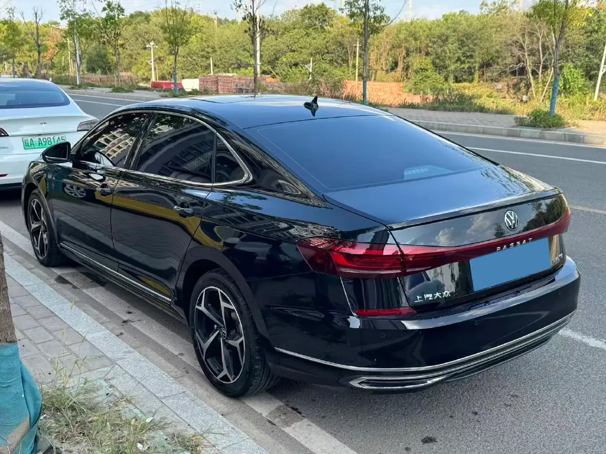 2024 Volkswagen Passat 2.0T 186HP L4 7DCT,autocango,china used car exporter,china ev exporter,chinese used car exporter,chinese used ev exporter