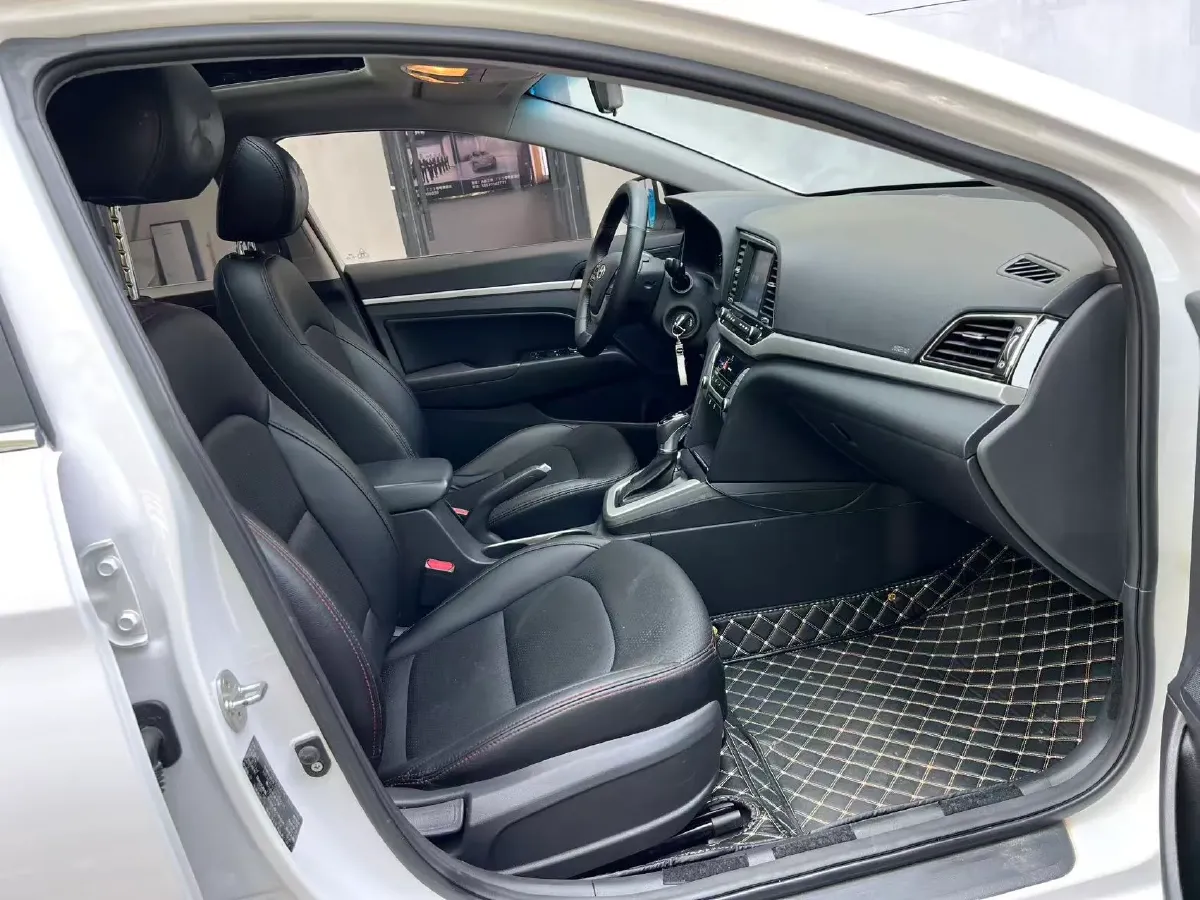 2016 Hyundai Elantra 1.6L 130HP L4 6AT,autocango,china used car exporter,china ev exporter,chinese used car exporter,chinese used ev exporter