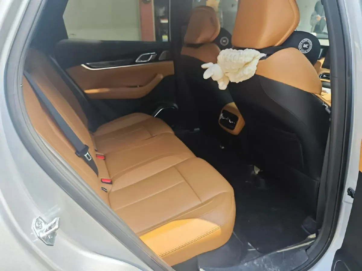 2025 Geely StarRay 1.5T 181HP L4 7DCT,autocango,china used car exporter,china ev exporter,chinese used car exporter,chinese used ev exporter